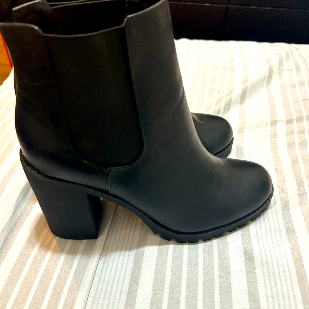 Women boots